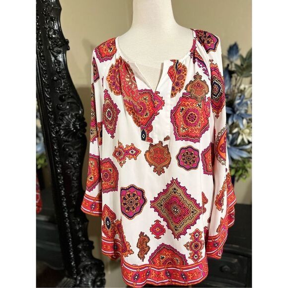 Chico's Trumpet Sleeve Silky Blouse Size Large - Picture 1 of 4
